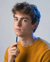 Portrait of Oscar, the fictional persona of the Prompt Engineer, an AI agent